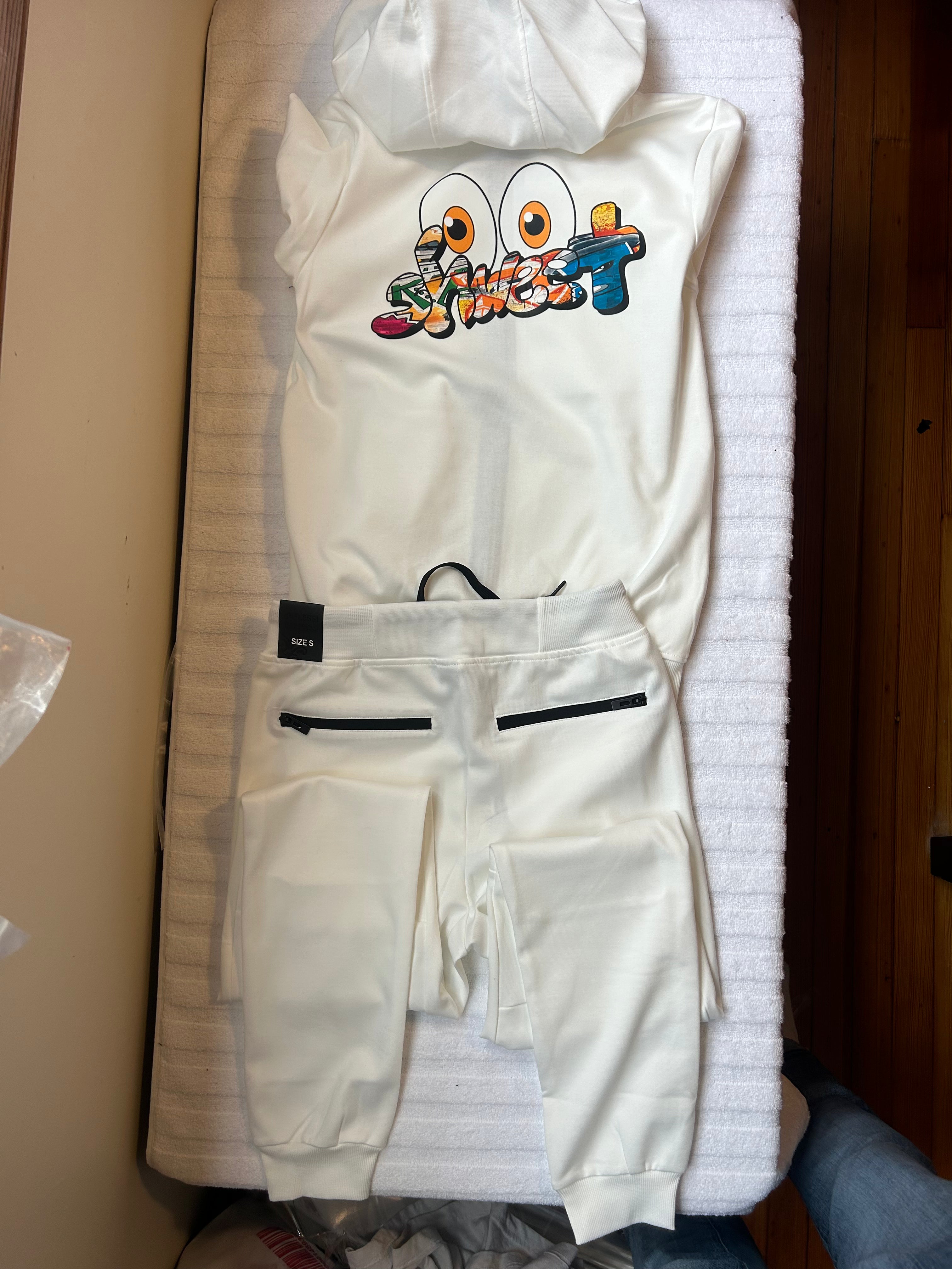 Men's Sweatsuits